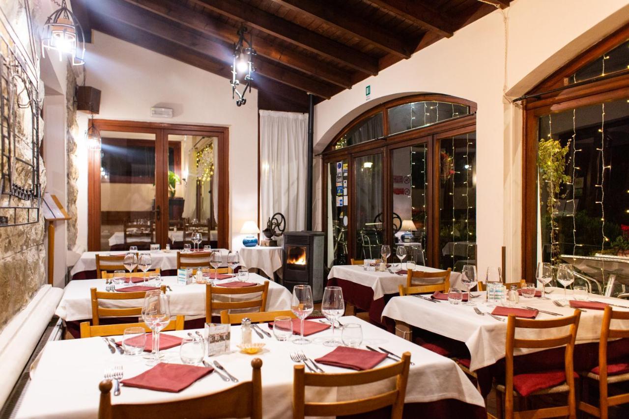 Hotel Ristorante Il Caminetto Діано-Марина Екстер'єр фото